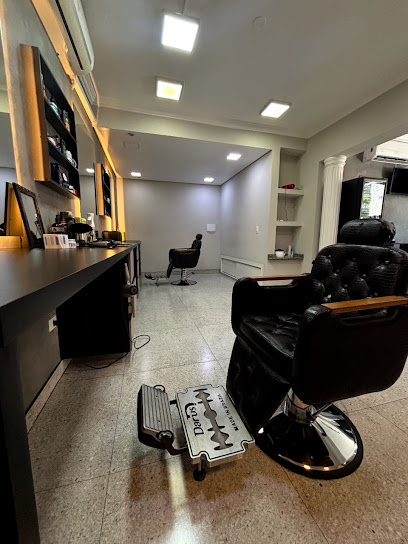 D'Ávilla barber