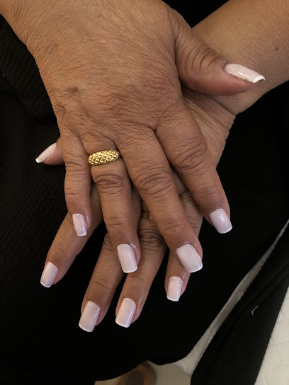 Piú Bella Esmalteria